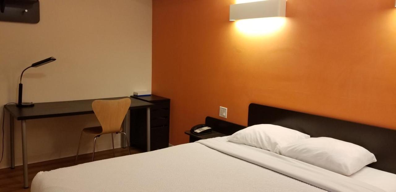 Joys Inn Innisfail, Ab Εξωτερικό φωτογραφία