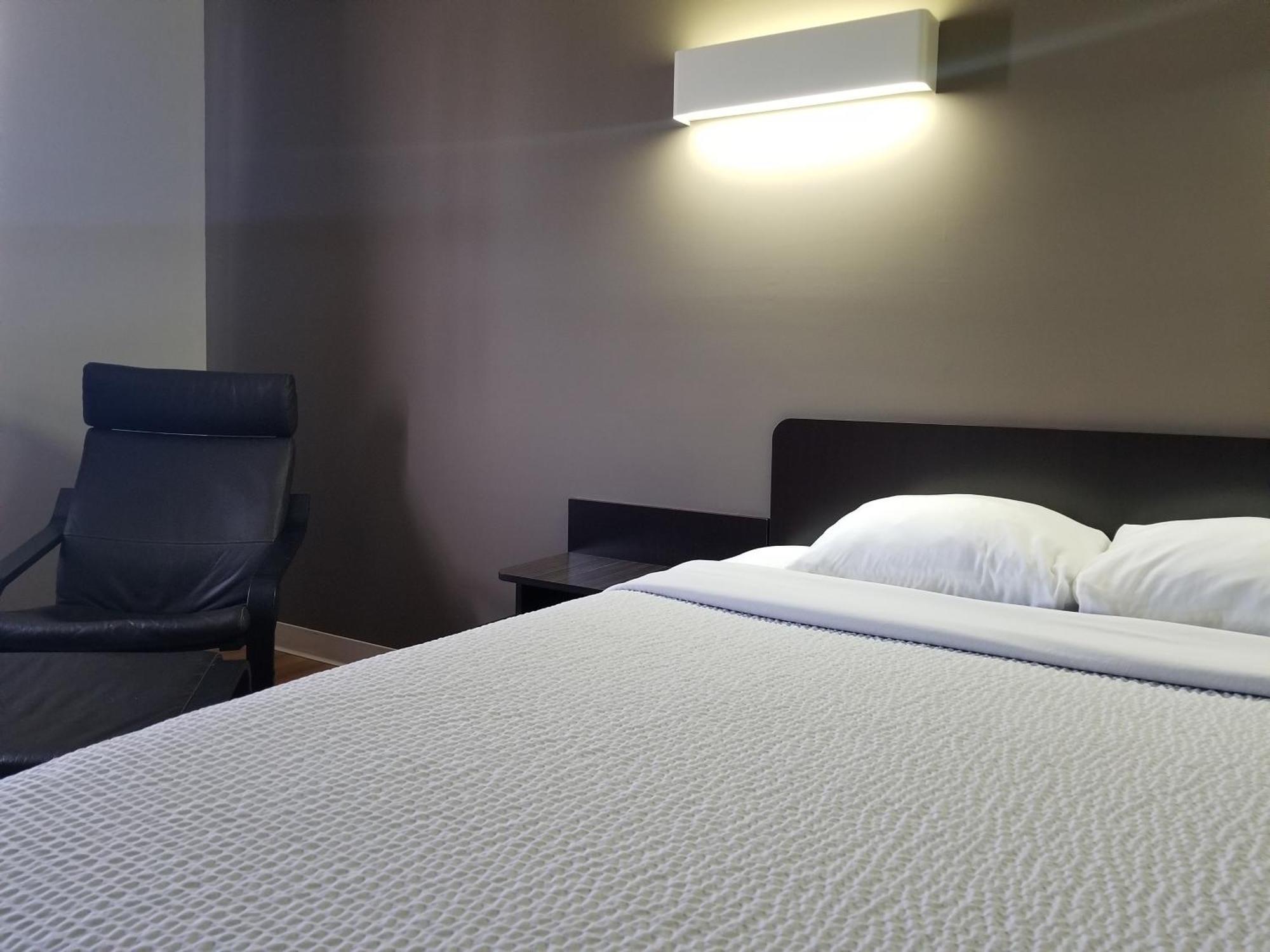 Joys Inn Innisfail, Ab Εξωτερικό φωτογραφία
