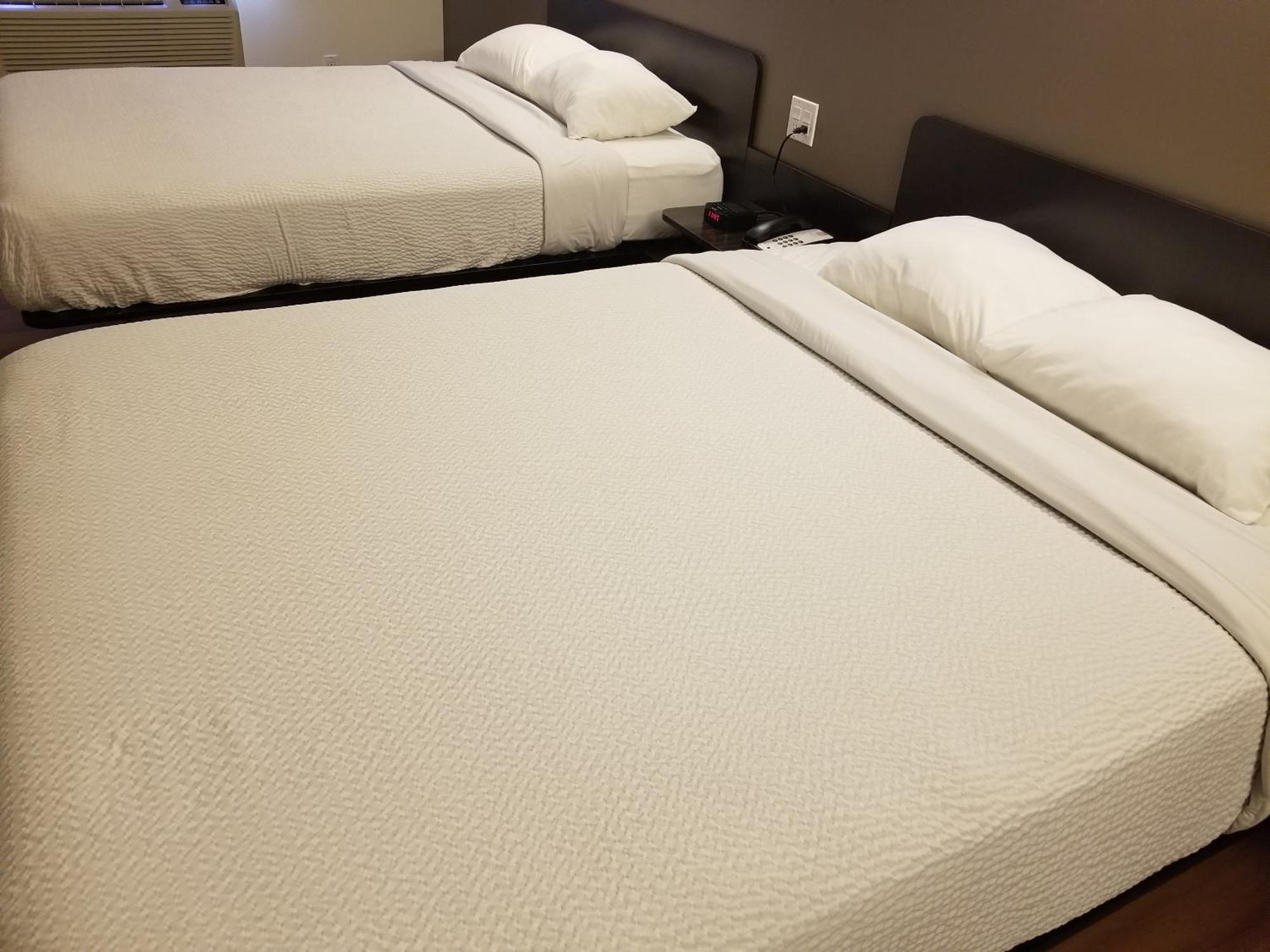 Joys Inn Innisfail, Ab Εξωτερικό φωτογραφία