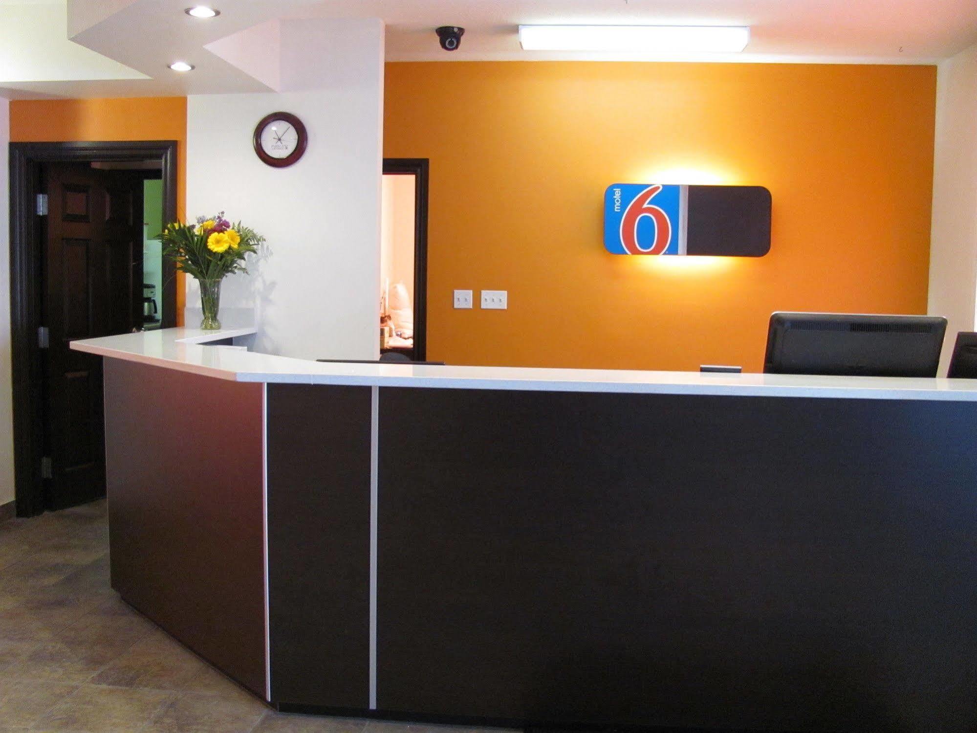 Joys Inn Innisfail, Ab Εξωτερικό φωτογραφία